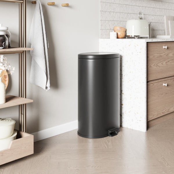 Design prullenbak in een keuken hoek