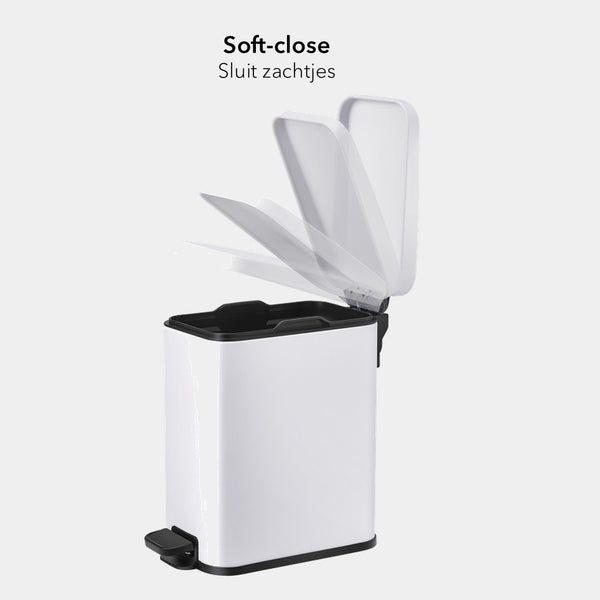 Deksel van prullenbak in het wit